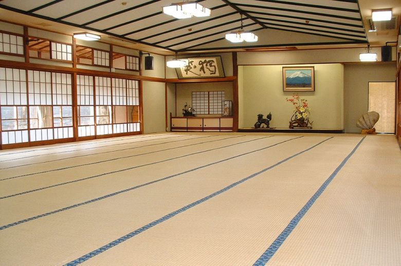 大広間 福島県会津若松市の老舗割烹料亭 萬花楼（まんげろう） 会津 割烹 萬花楼