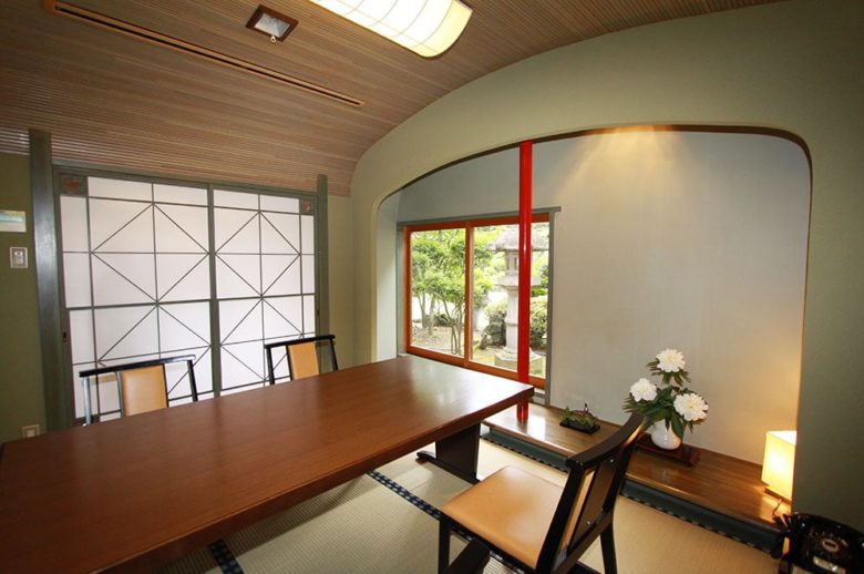 藤の間 福島県会津若松市の老舗割烹料亭 萬花楼（まんげろう） 会津 割烹 萬花楼