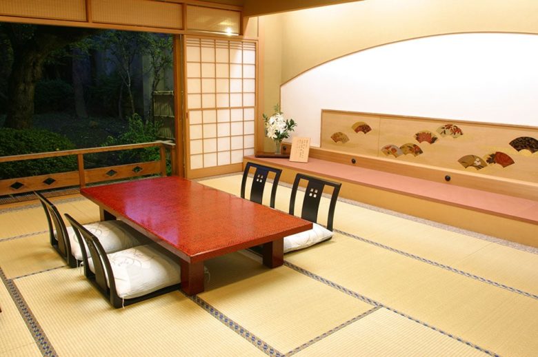 萩の間 福島県会津若松市の老舗割烹料亭 萬花楼（まんげろう） 会津 割烹 萬花楼