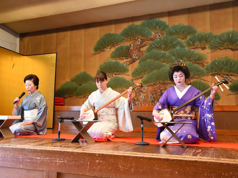 発表会 演奏会 福島県会津若松市の老舗割烹料亭 萬花楼（まんげろう） 会津 割烹 萬花楼